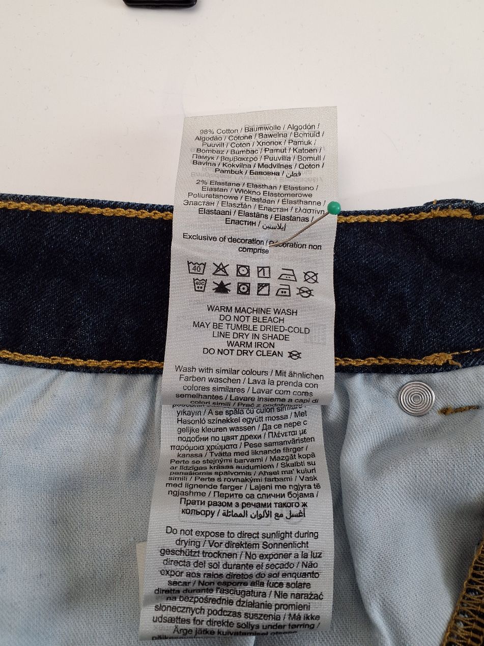By TeeShoppen Shorts